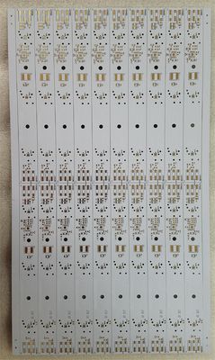 Giá tốt 1L Aluminium PCB Board 1,5mm White Soldermask Cho đèn LED trực tuyến